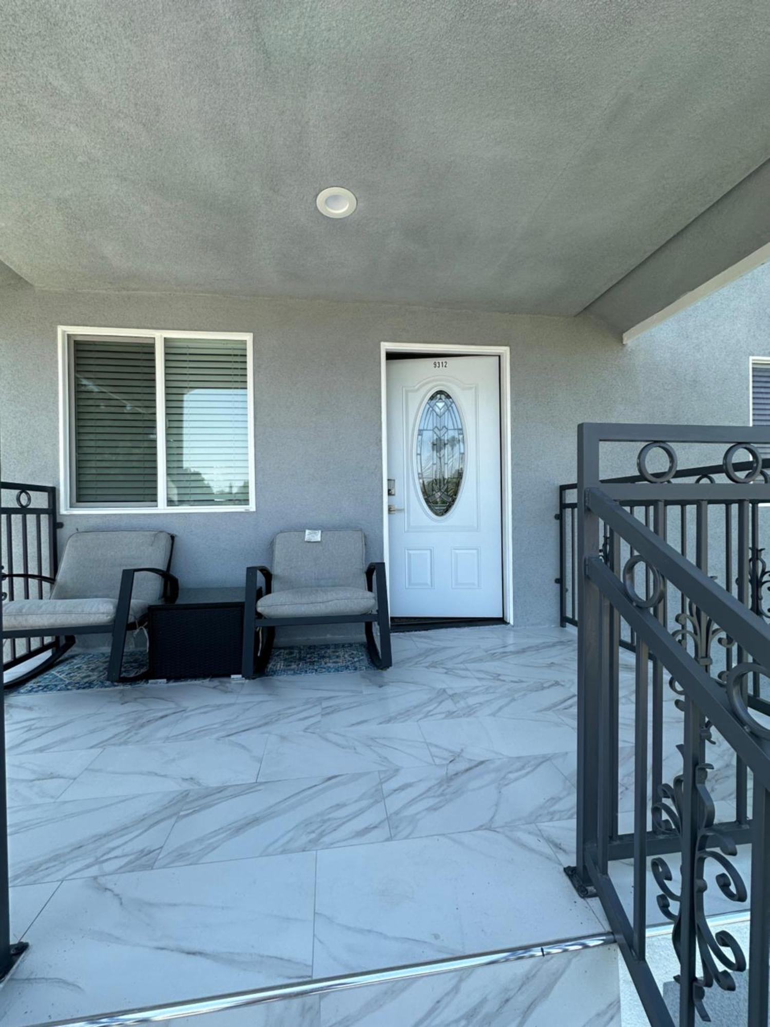 New Spacious House In Anaheim Near Disneyland-Knott In Without Backyard In The Same Lot Of 3 Separate Properties Eksteriør bilde